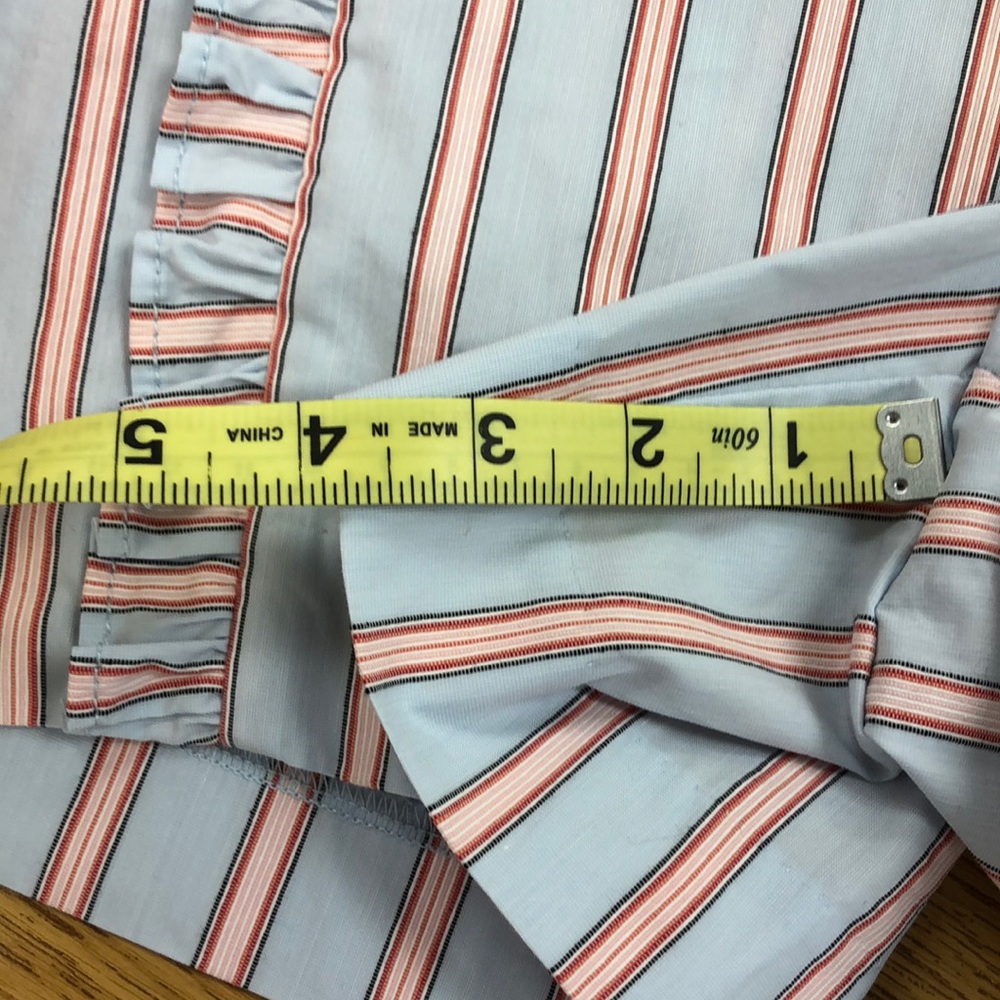 Loft Striped Ruffle Shorts Size 4 - Picture 8 of 8